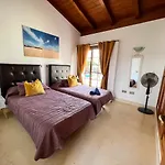 Villa Velas
